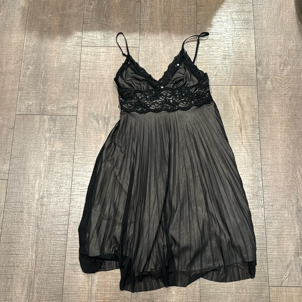 Forever 21 lace babydoll dress S